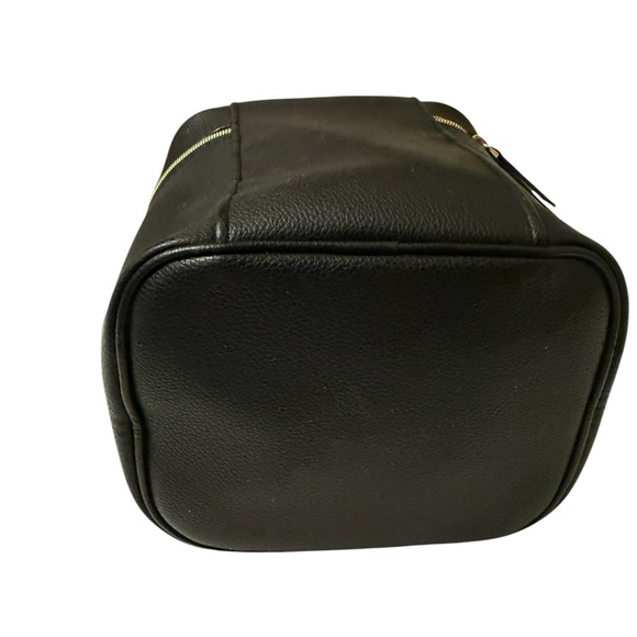 Victoria's Secret Black Cosmetic Bag - Picture 8 of 13